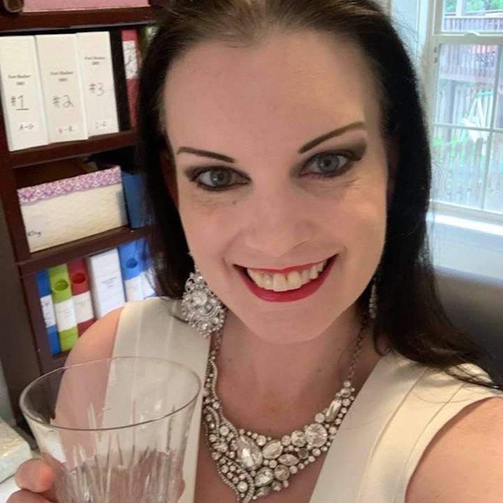 Meet your Posher, Alison